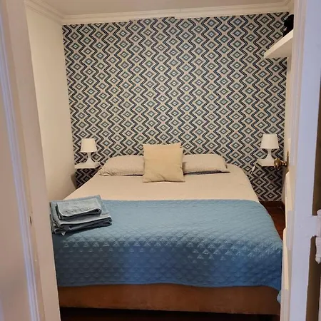 Apartment Cozy Estrela Lisbon